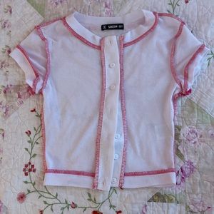 White and pink crop top